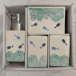 4 piece bathroom set. NWT ceramic